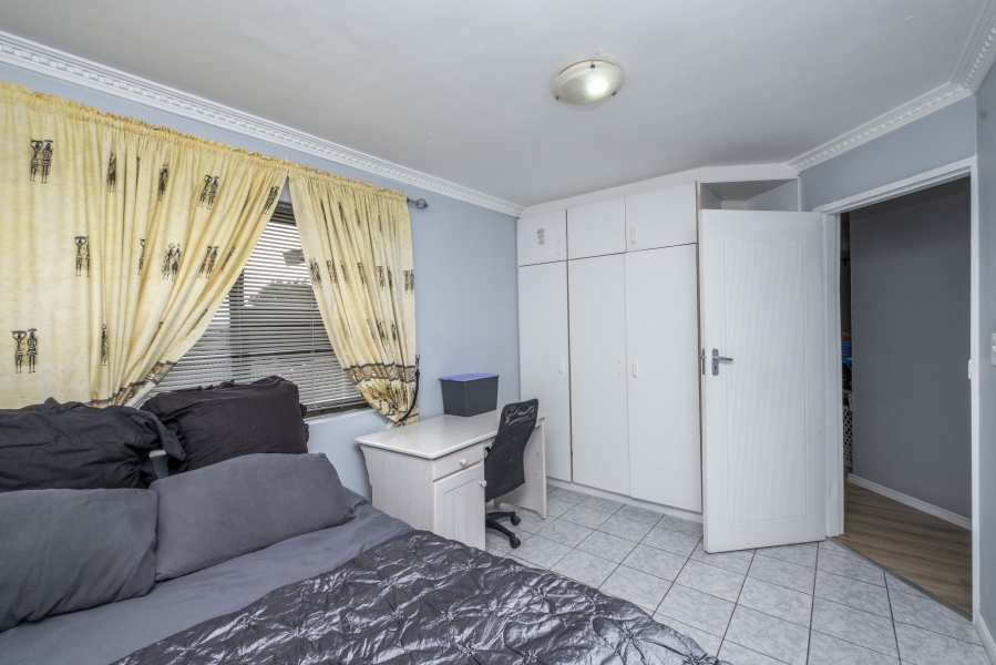 4 Bedroom Property for Sale in Rouxville Western Cape